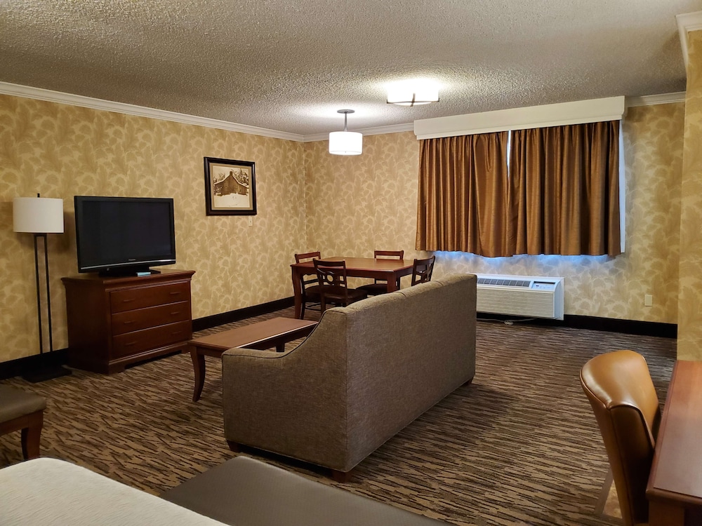 Best Western Plus Humboldt House Inn 31/44