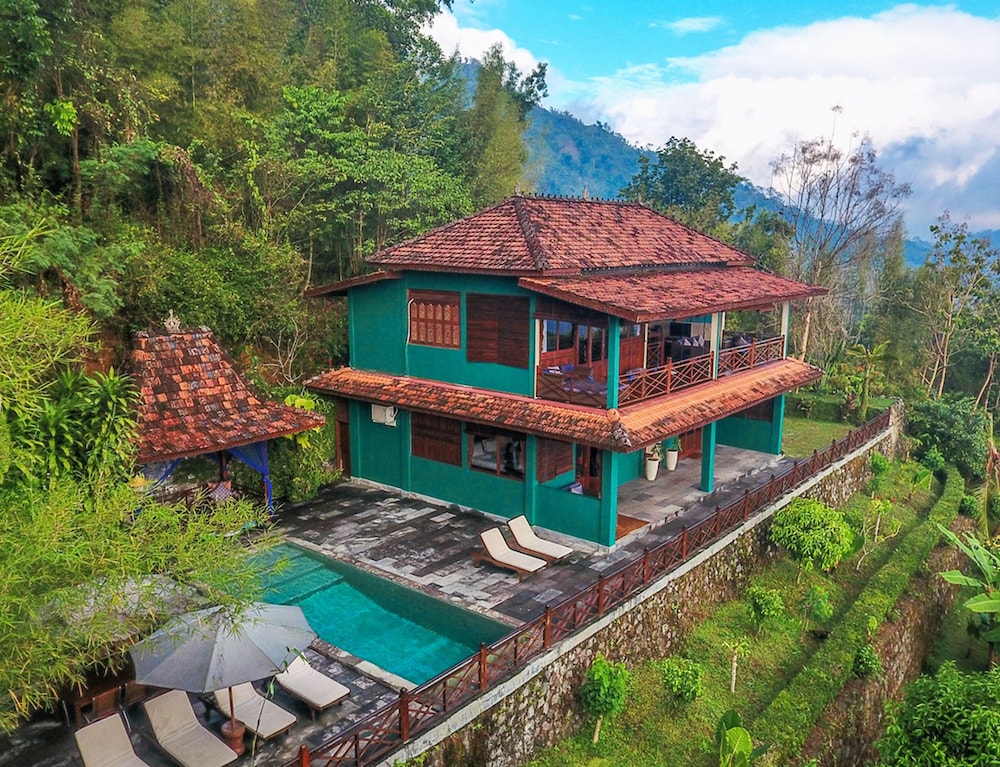 Villa Borobudur Resort 3/83