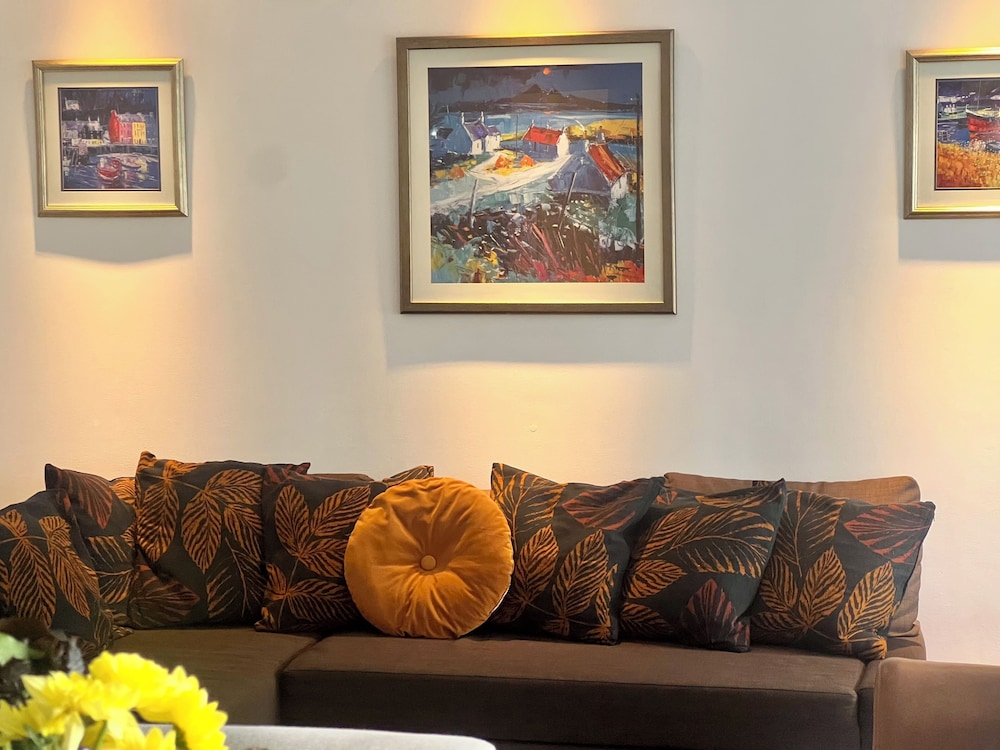 Crieff Armoury Luxury Self Catering Apartment 23/36