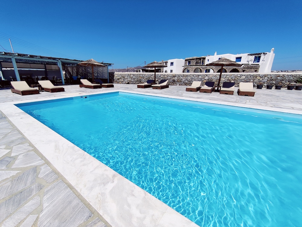 Sofia's Bungalows Mykonos 72/82