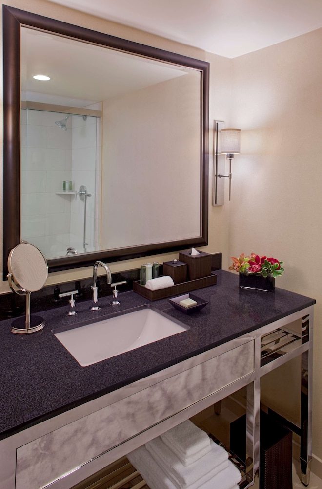 Hyatt Regency New Orleans Hotel 11/69
