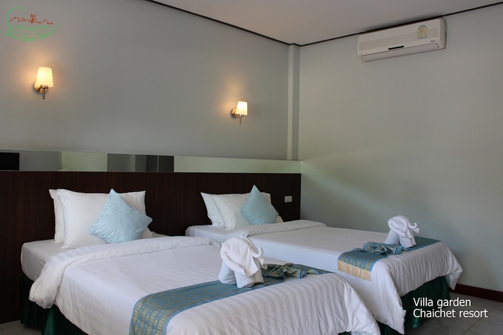 Chai Chet Resort 38/60