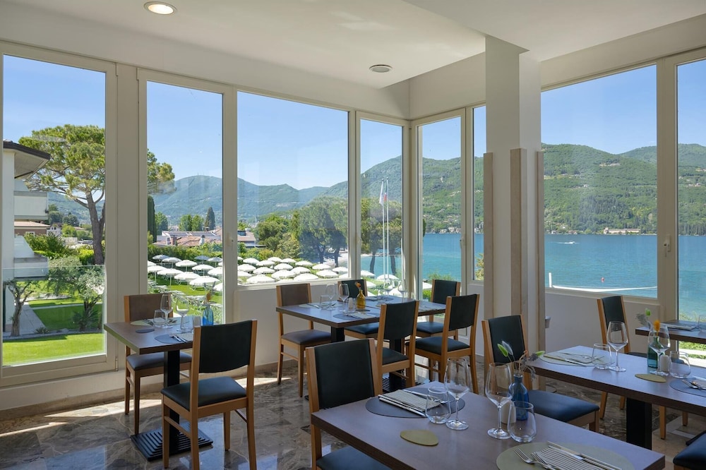 Park Hotel Casimiro Village 55/71