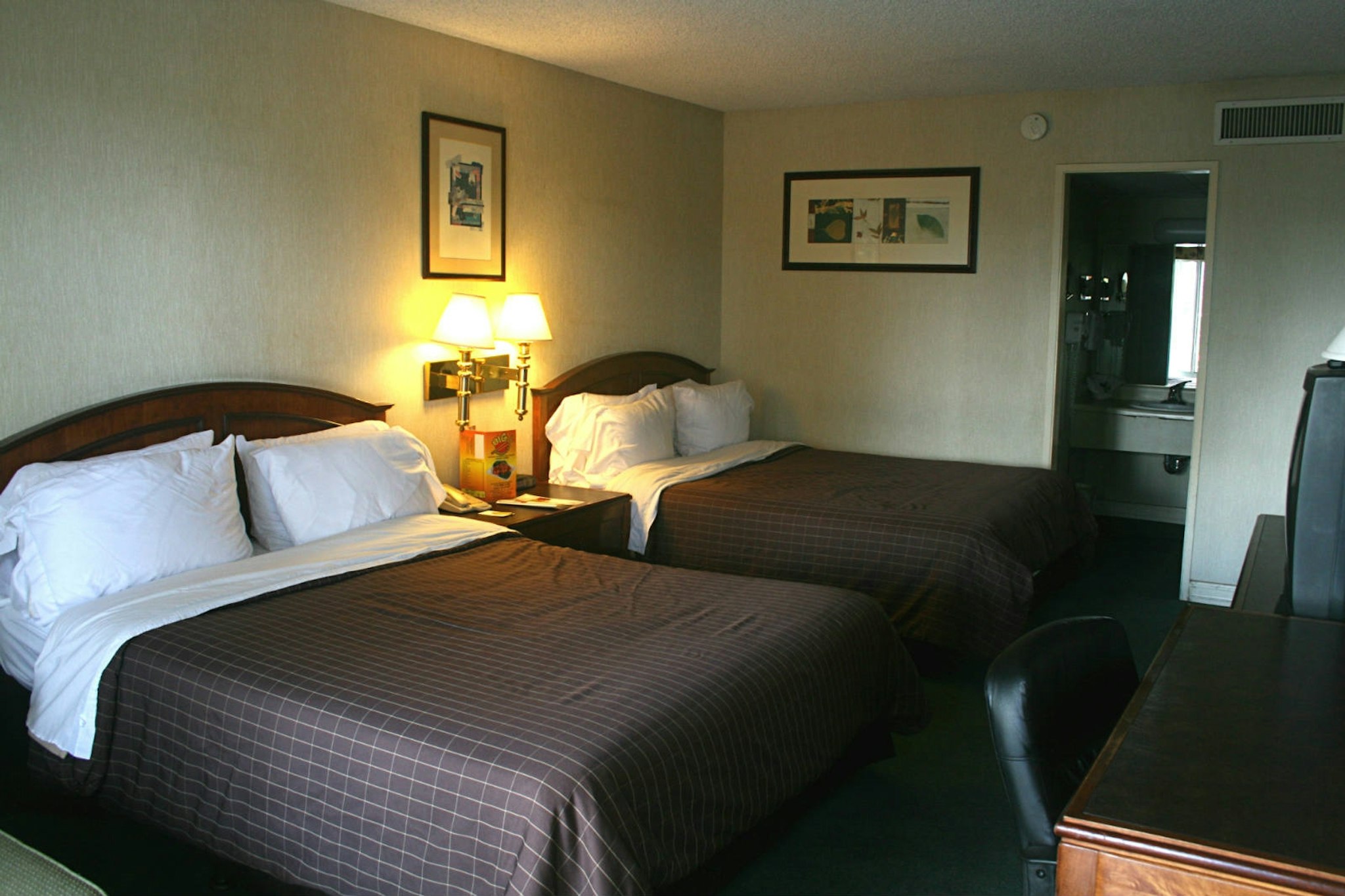 Vagabond Inn Costa Mesa 20/48