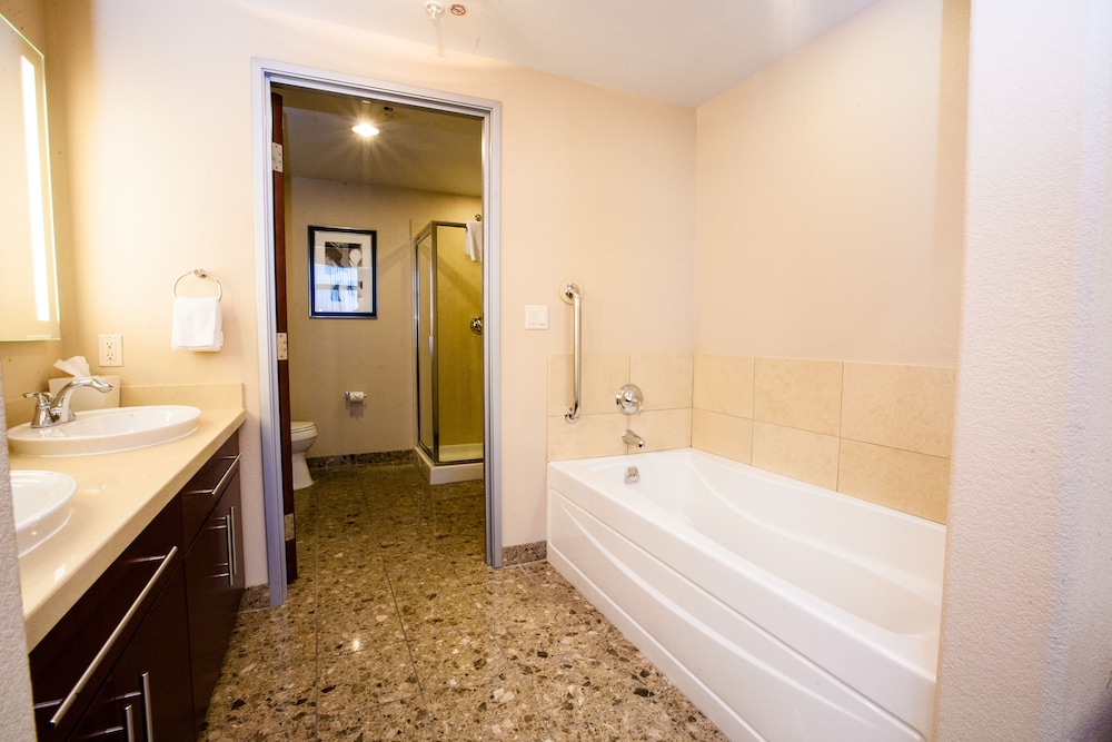 Staybridge Suites Las Vegas 31/81