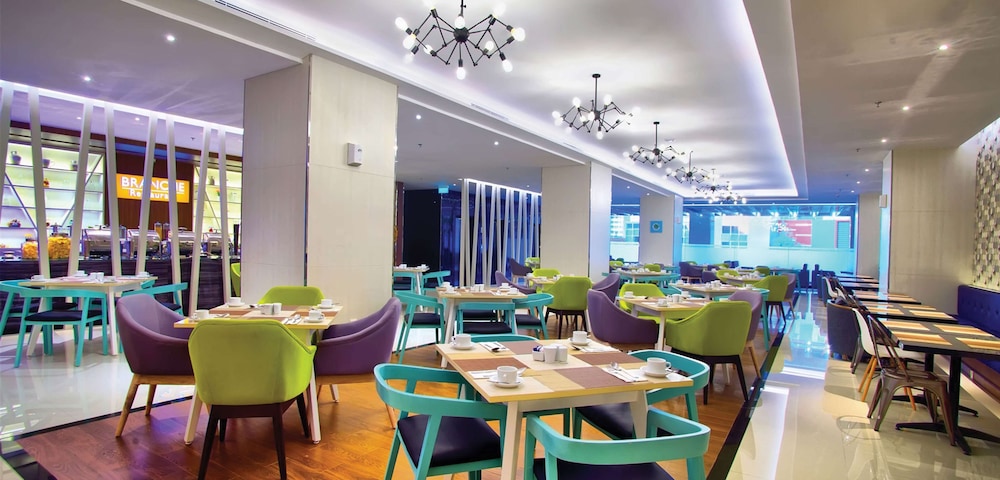 Hotel Golden Tulip Essential Makassar 31/41