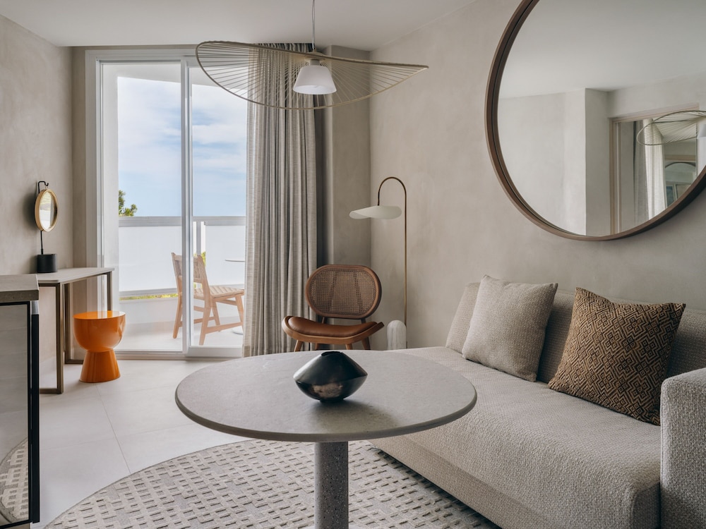 Mondrian Ibiza 46/73