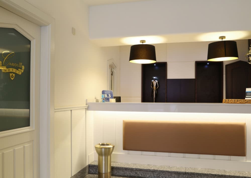 Hostal Carlos Iii 6/43