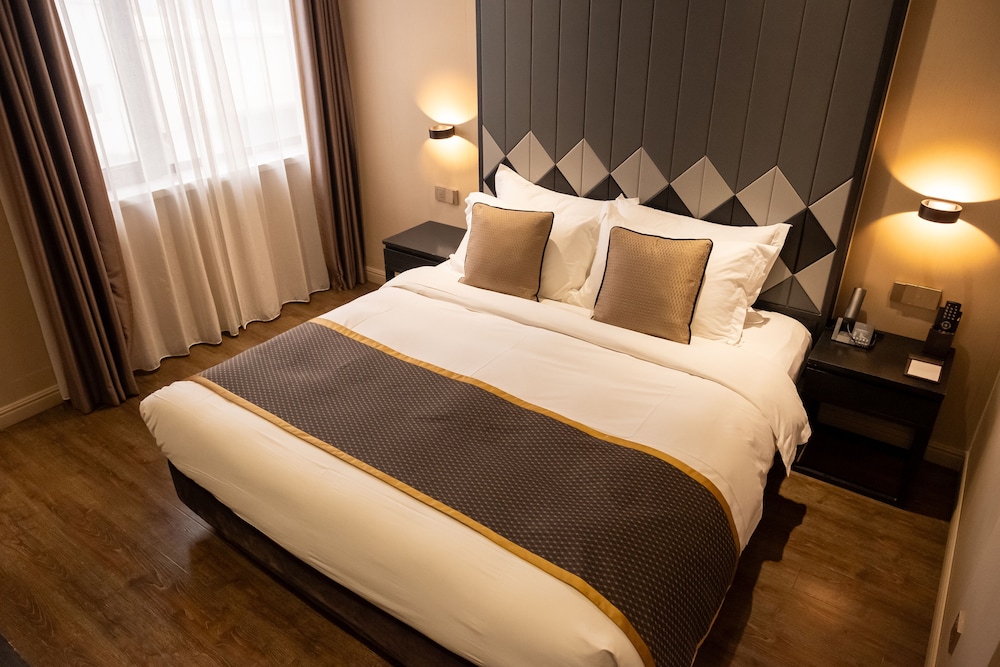 Shanghai Deco Hotel 11/46