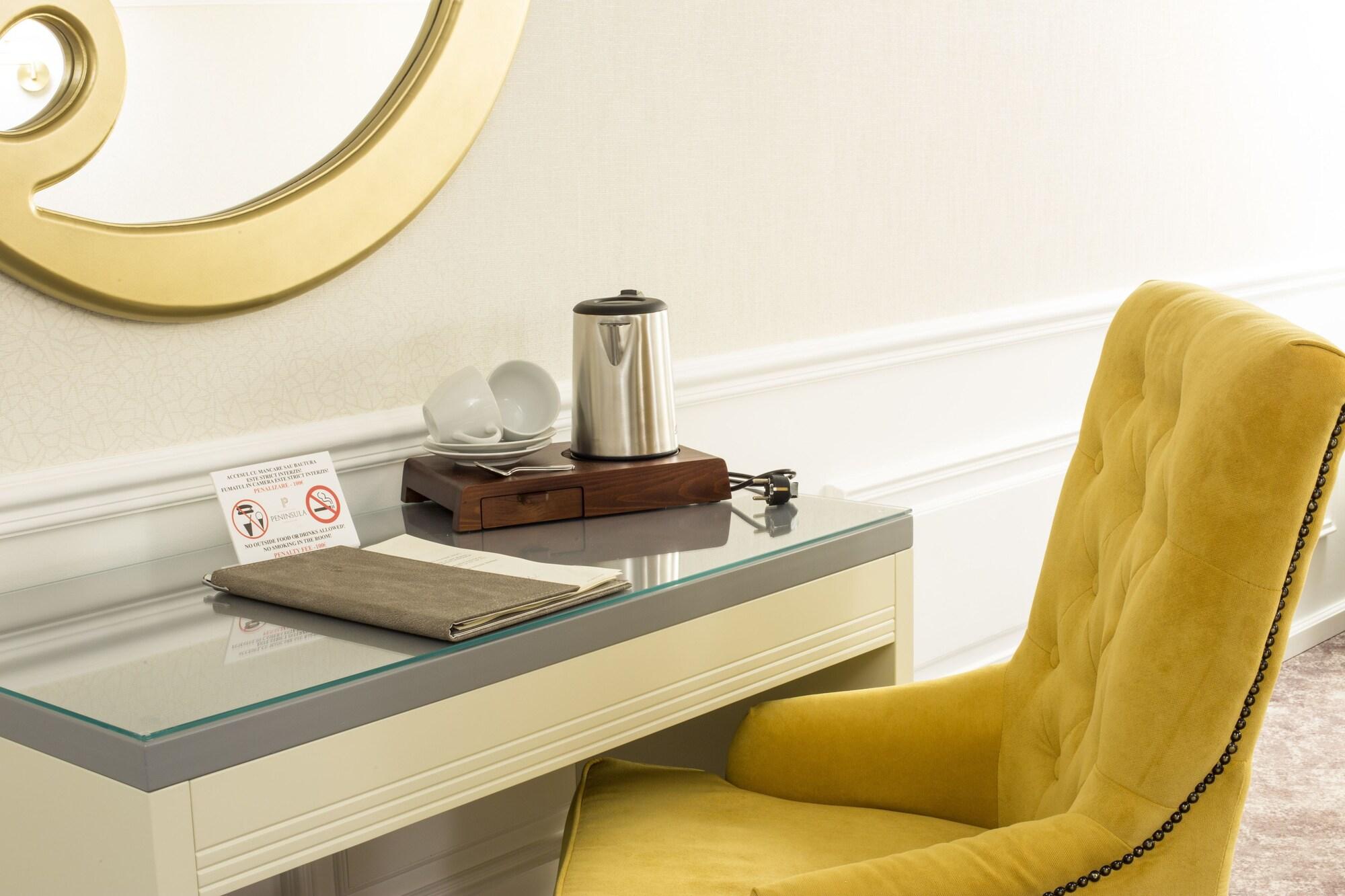 PENINSULA BOUTIQUE HOTEL 32/51