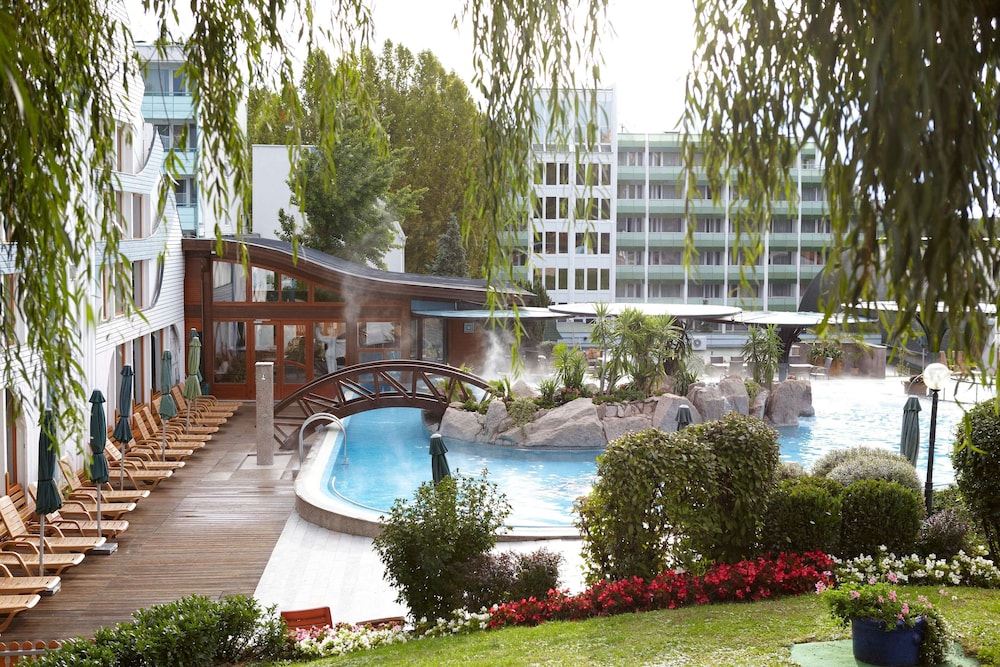 Hotel Carbona Thermal Spa 69/72