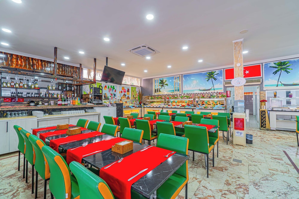Sayanora Hotel & Park 28/50