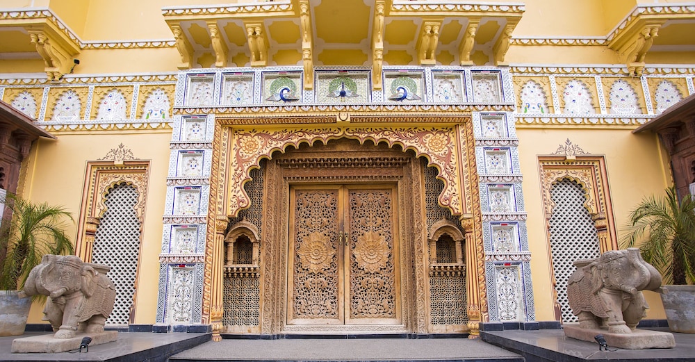 Bloom Boutique Udaipur (Lake Pichola) in UDAIPUR