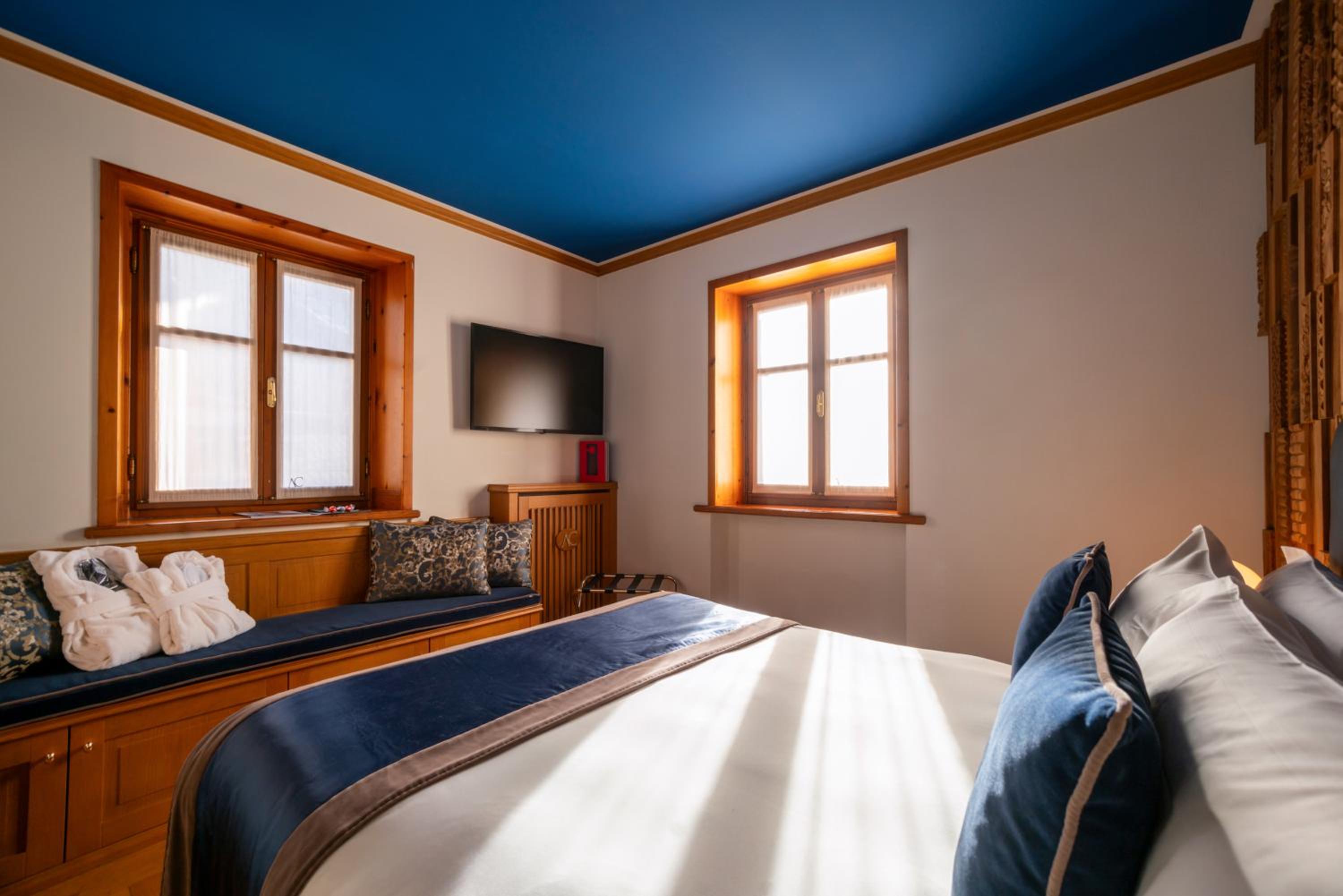 غرفة قياسية بسرير مزدوج، Ambra Cortina Luxury Fashion Boutique Hotel 2/10