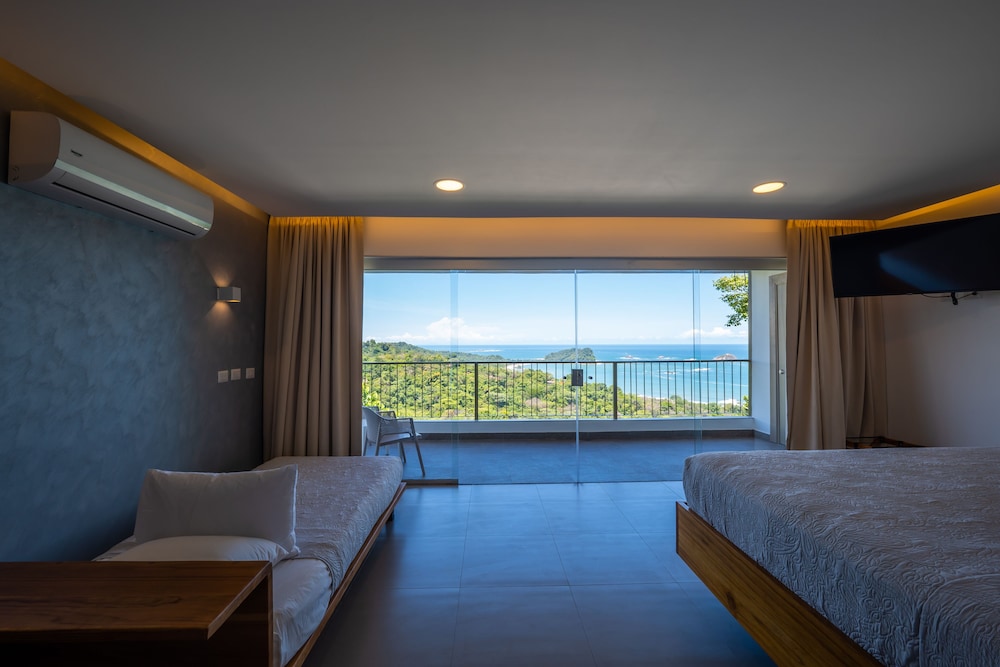 Sunrise, Standard, 1 King and 1 Single Beds, Ocean View