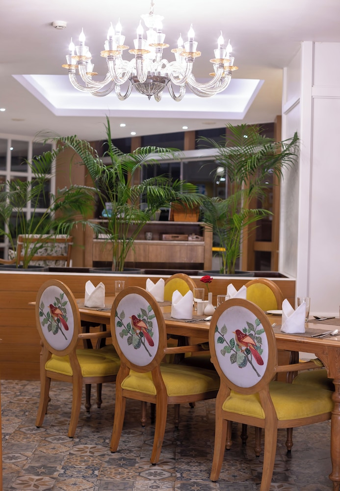 Fortune Resort Grace Mussorie 51/61