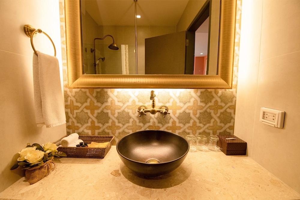 Amman Unique Hotel 68/71