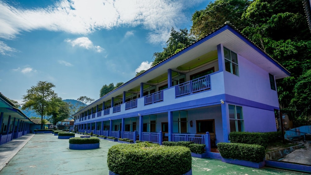 Phi Phi Donchukit Resort 2/40