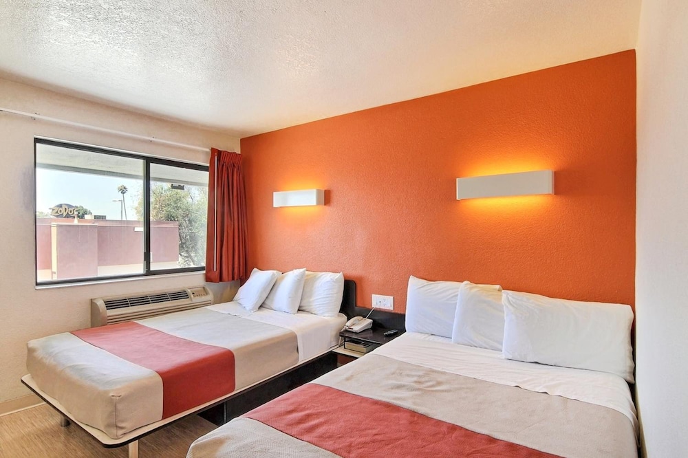 Motel6 Goleta, CA - Santa Barbara 36/57