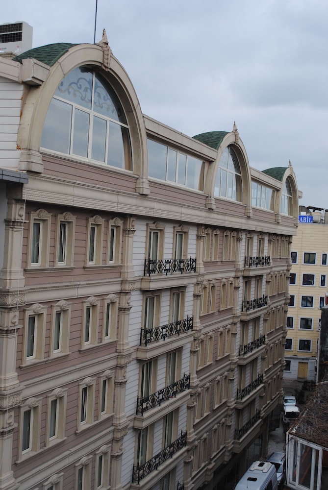 Marmaray Hotel in ISTANBUL