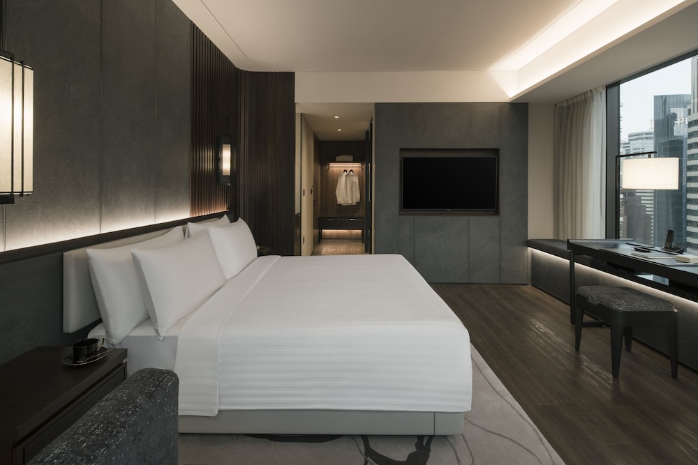 GRAND, PREMIER, DOUBLE BED