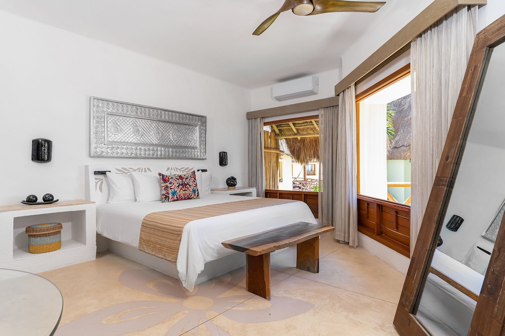Mahekal Beach Resort 12/48