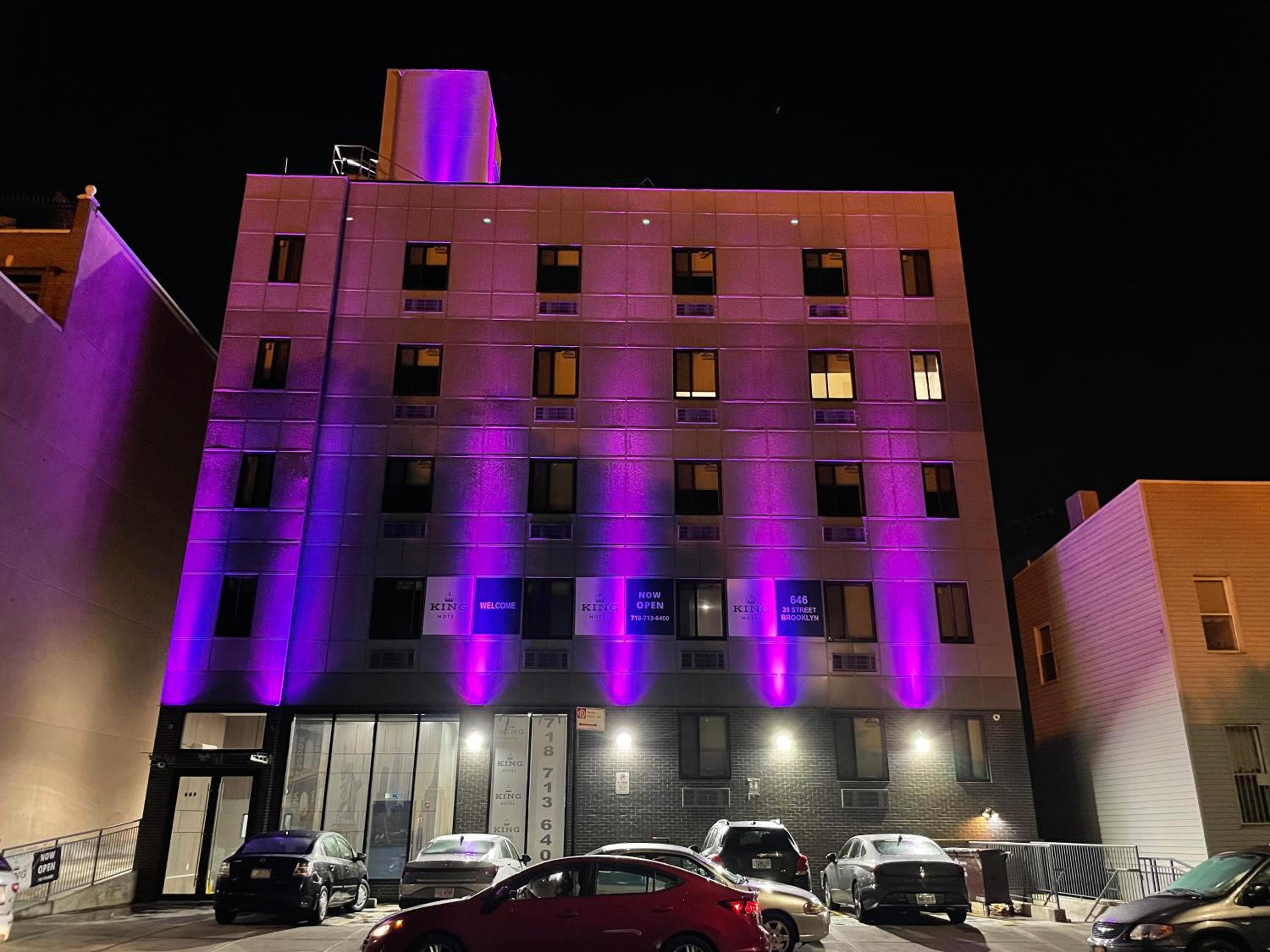 King Hotel Brooklyn Sunset Park 4/17