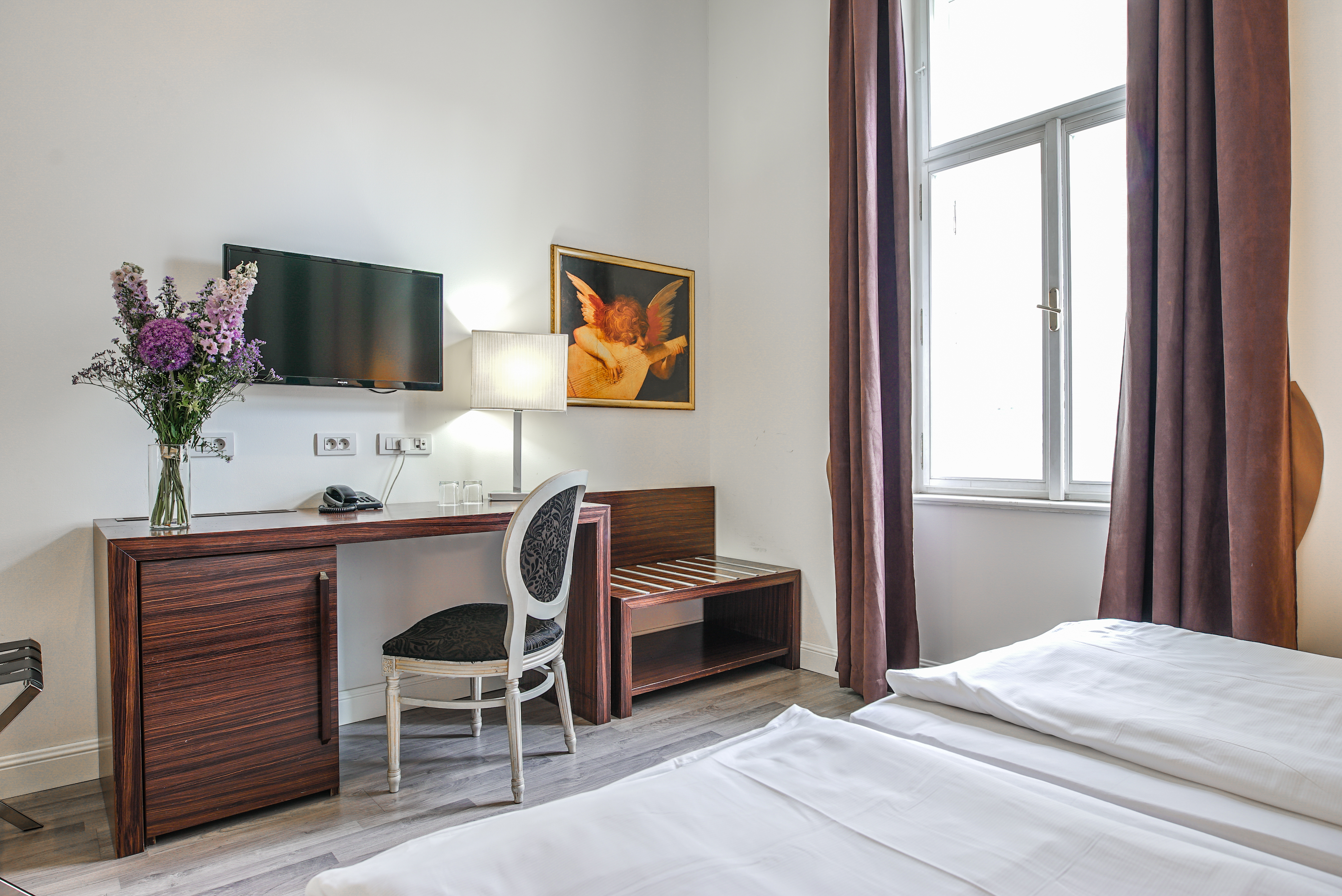 Standard DBL or TW Room