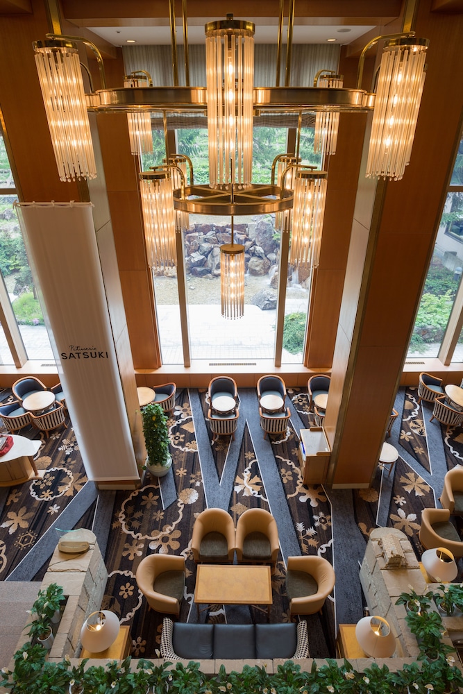 Naspa New Otani Hotel 50/75