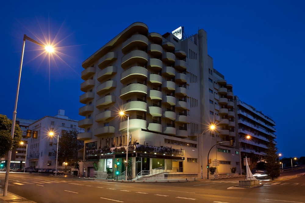 Nh Luz Huelva 2/40