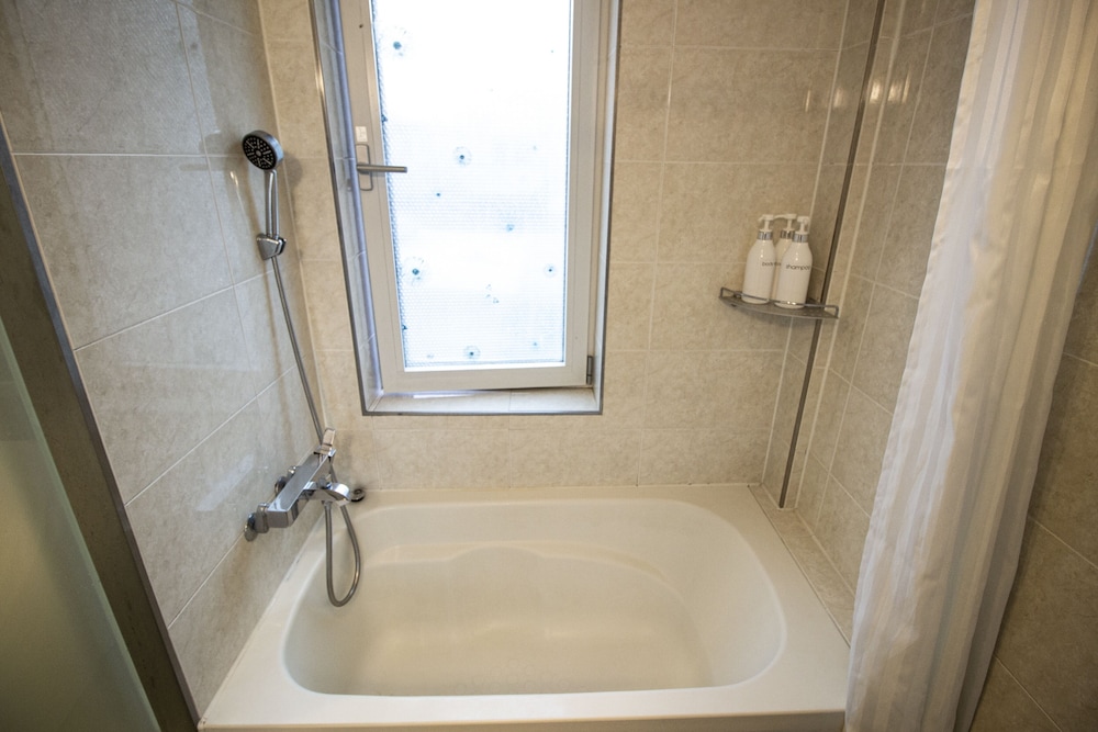 HOTEL IRENE CITY 33/35