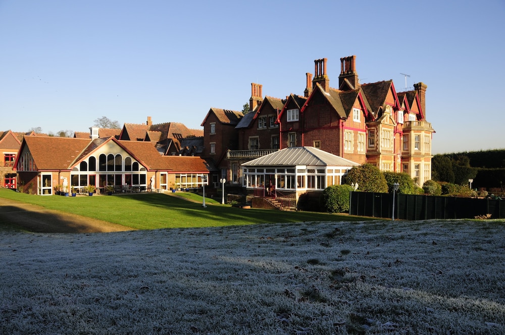 Pendley Manor 46/50