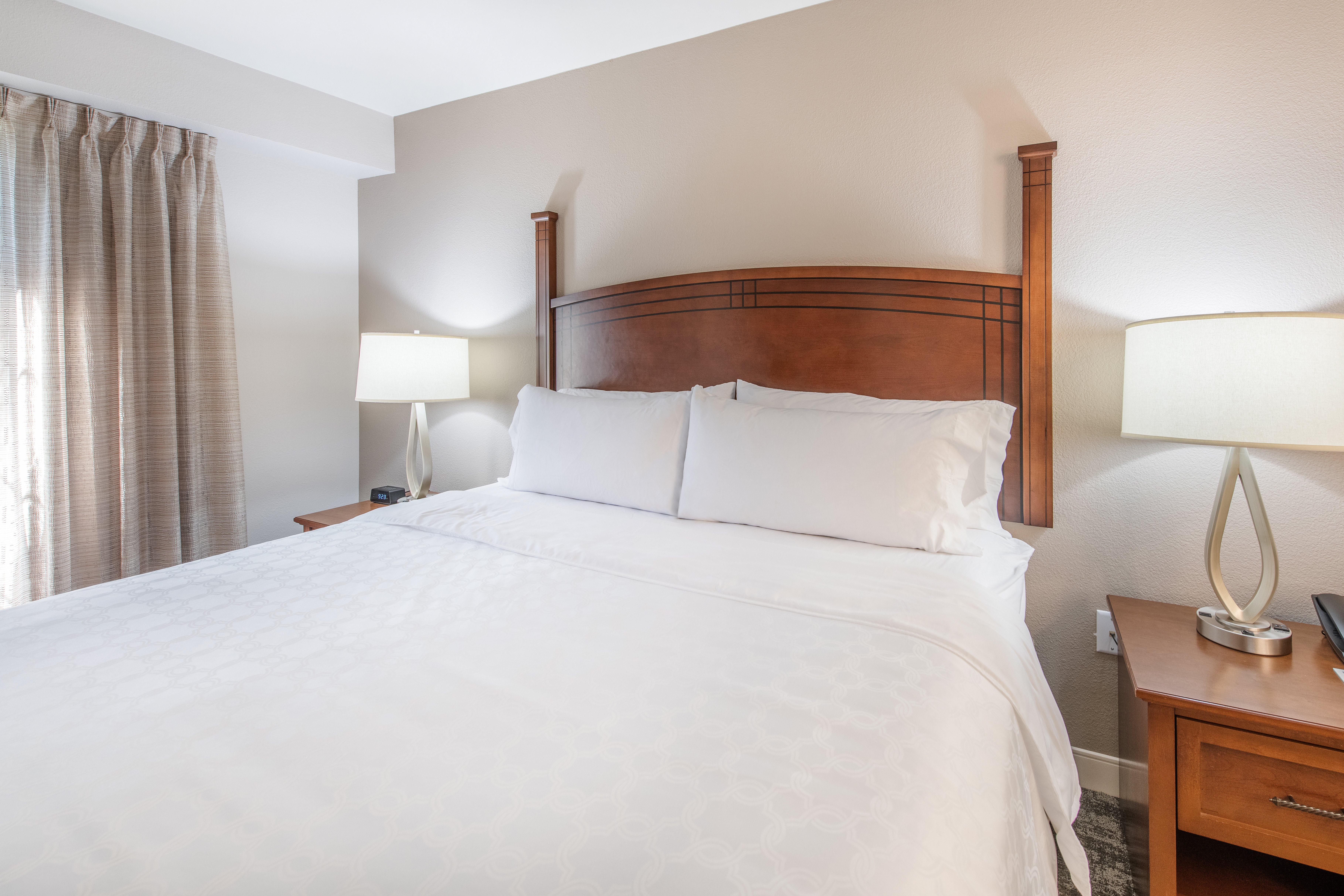Staybridge Suites Charleston-Ashley Phosphate 17/50