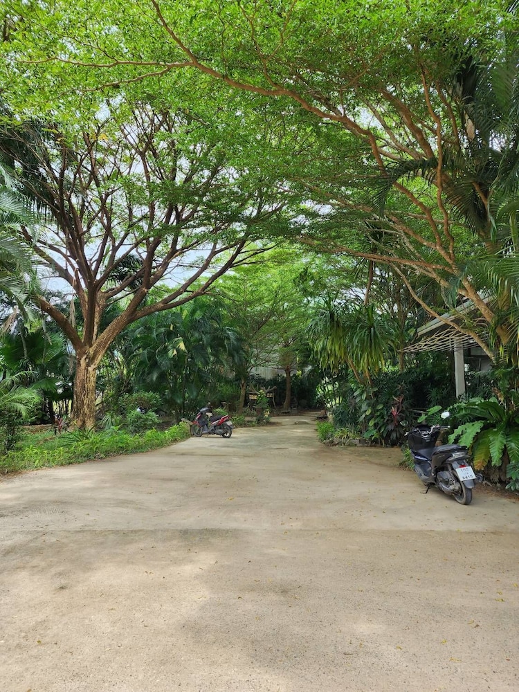 Phu Kamala 36/42