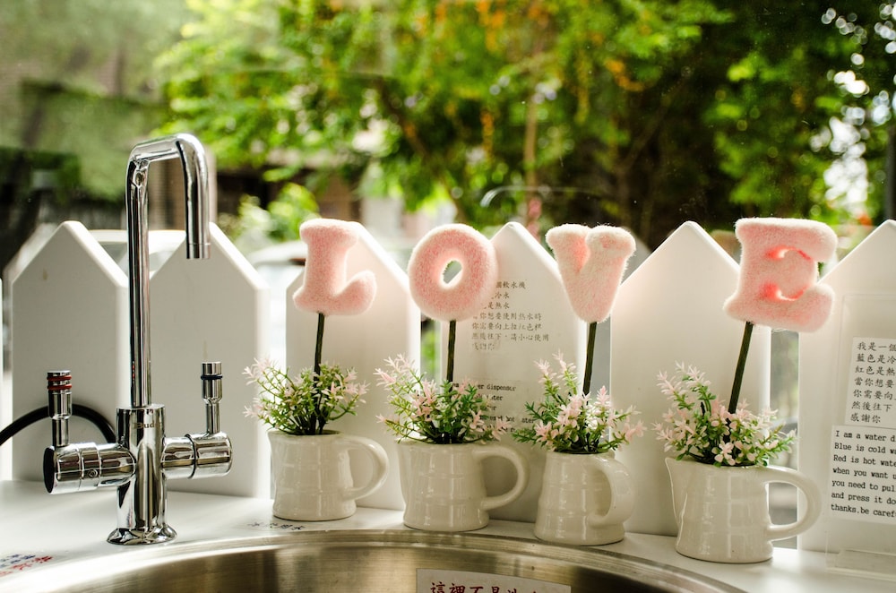 Happiness Station B&B 32/50