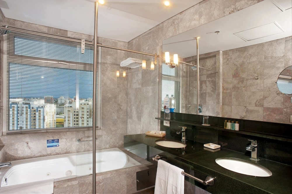 Hotel Spiwak Chipichape Cali A Preferred Hotel 67/68