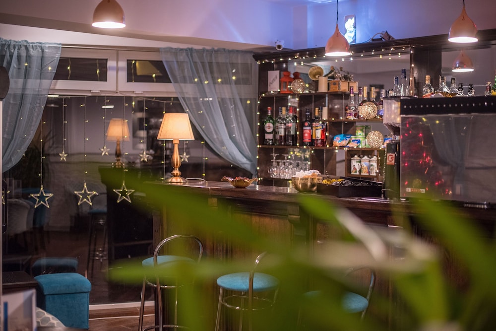 Hotel Marea Neagra 10/70