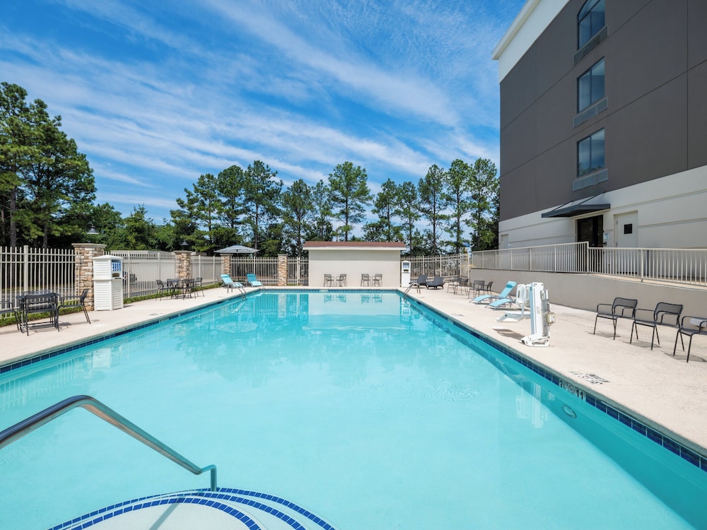 Holiday Inn Express Suites Augusta West Ft Gordon Area 41/69