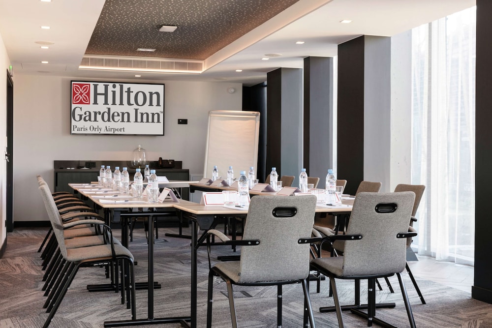 Hilton Garden Inn Orly Paris 40/40