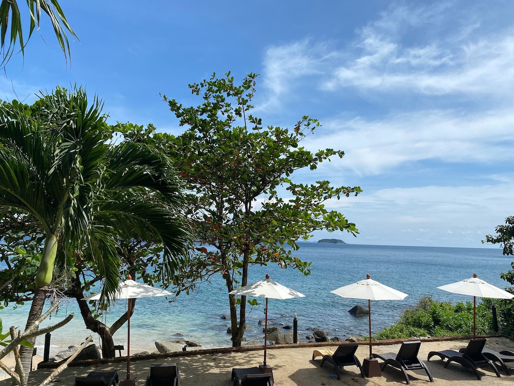 Baan Krating Phuket Resort 71/73