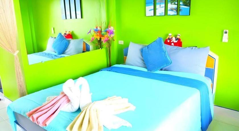 Baan Navy Hotel 54/64