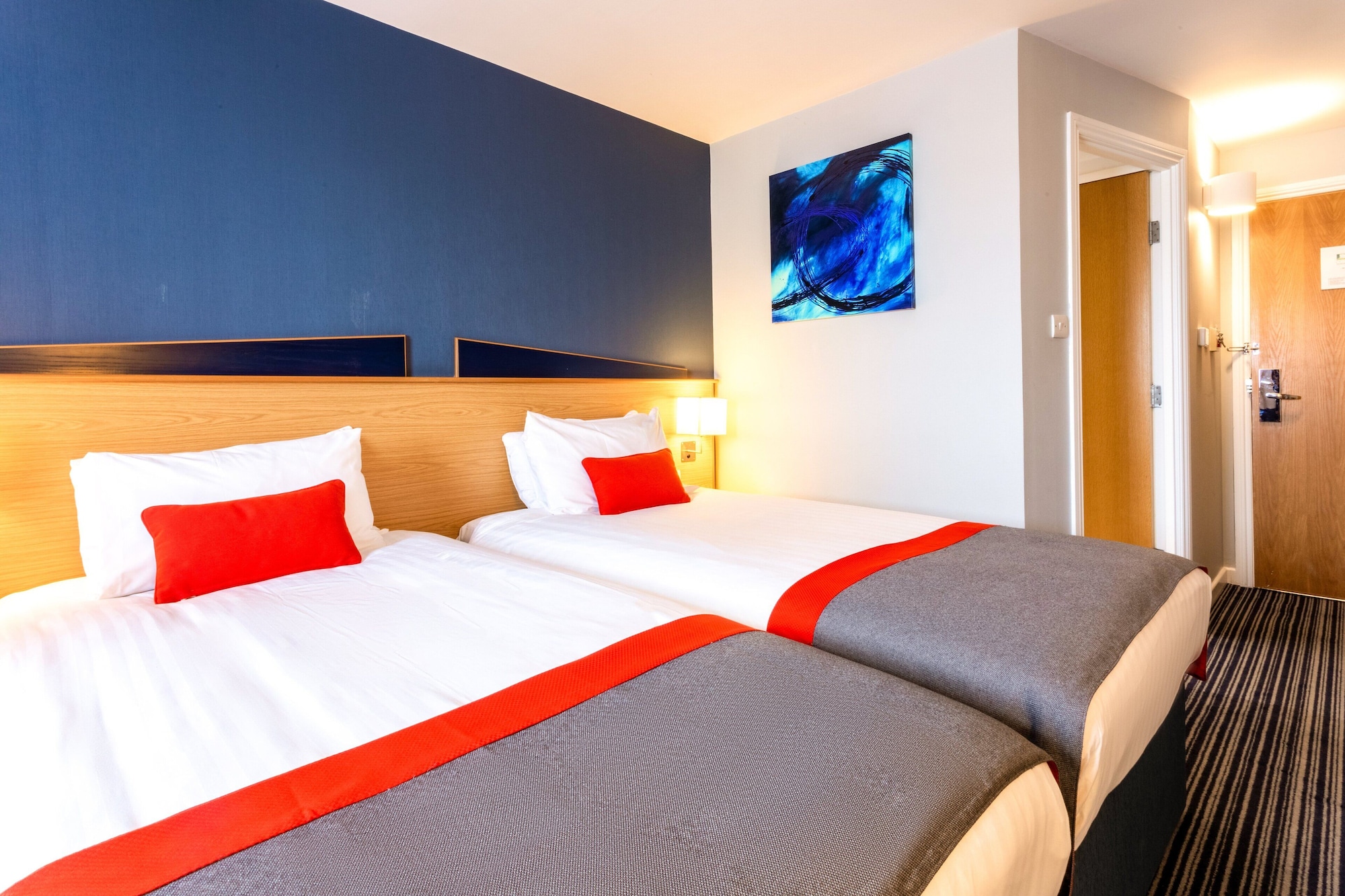 Standard, Twin Beds