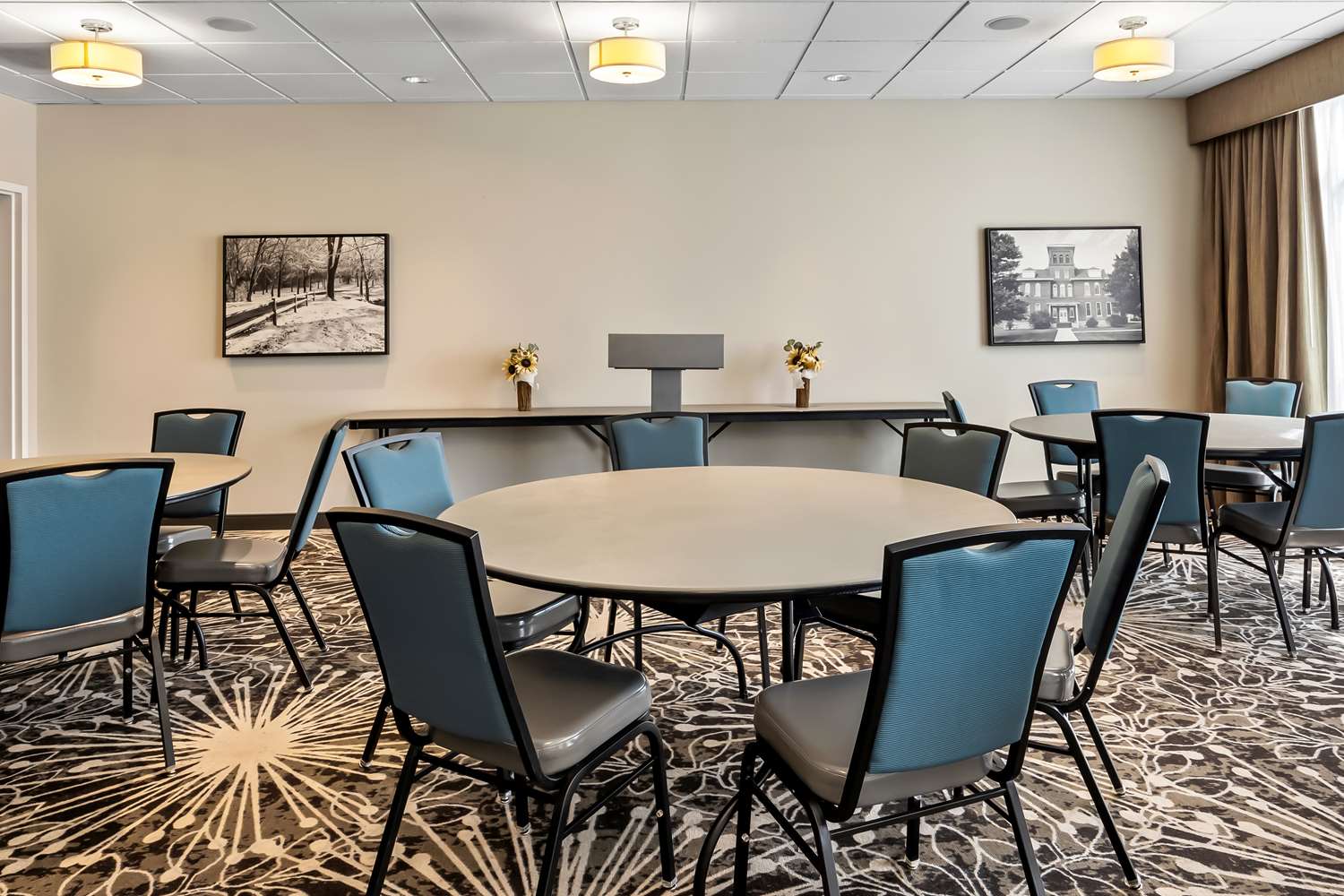 Best Western Plus Bolivar Hotel & Suites 38/46