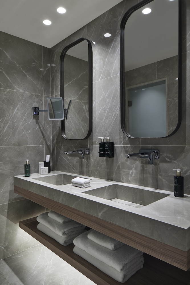 AMIRA Luxury Resort and Spa - Adults Only 47/50