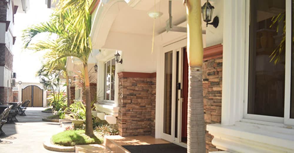 Casablanca Hotel Condominium 5/29