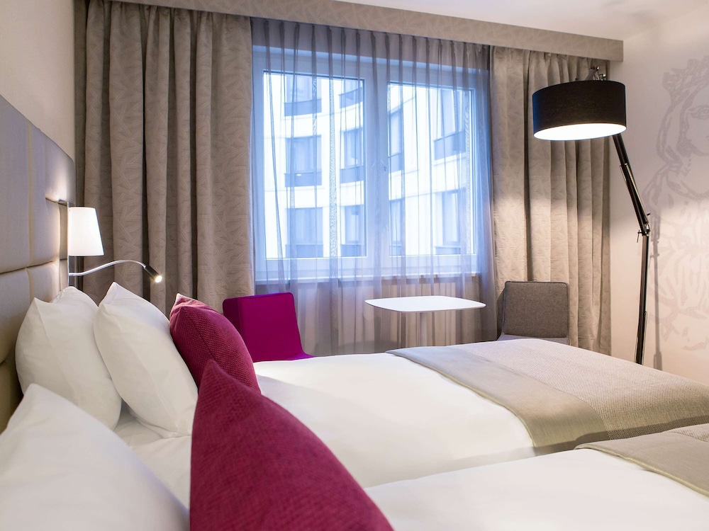 CLASSIC, TWIN BEDS