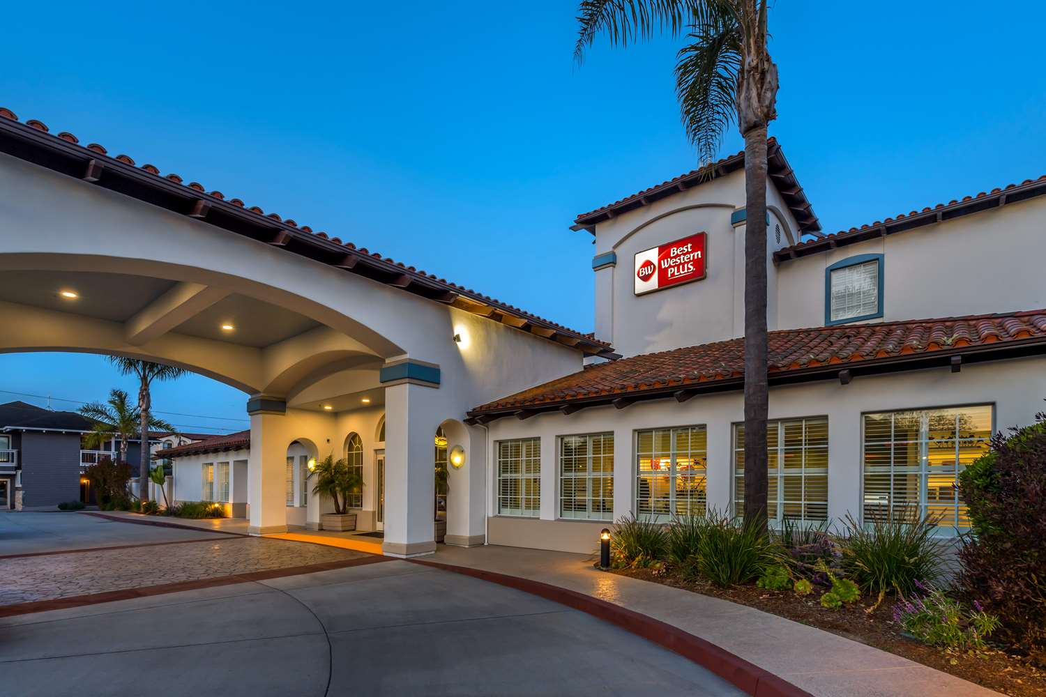 Best Western Plus Capitola By the Sea Inn Suites 49/55