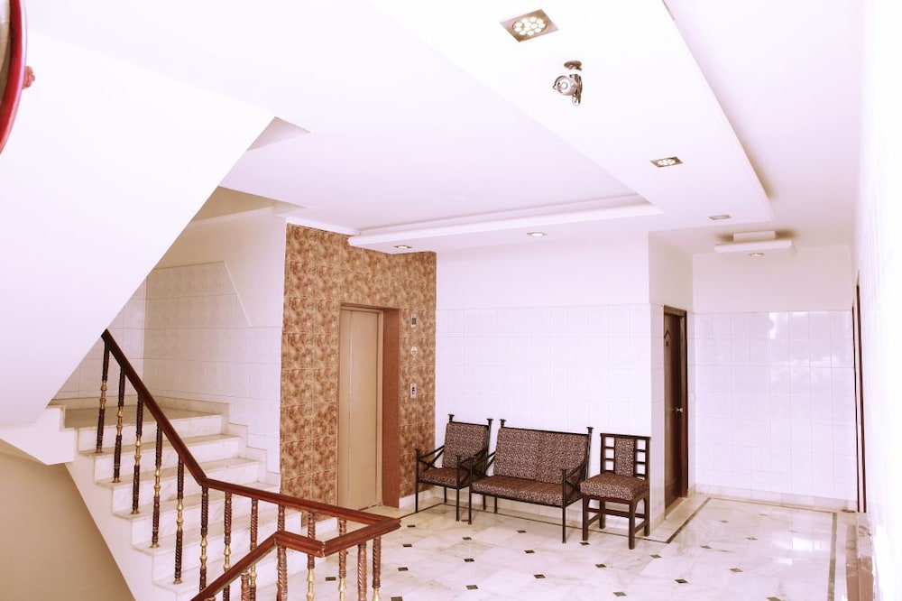 Delhi Darbar hotel 44/63