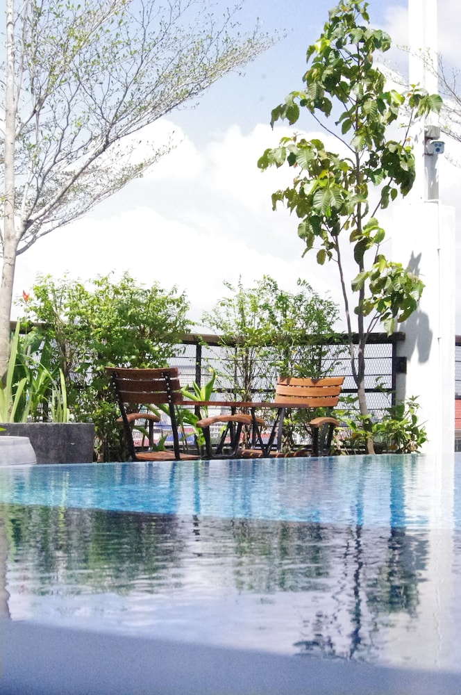 Monsoon Bassac Hotel 31/35