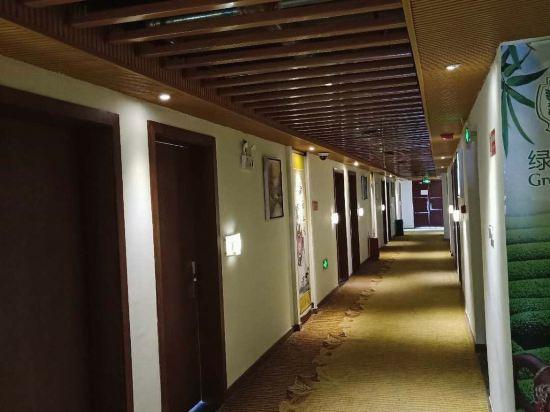 Lvying Haoting Business Hotel 4/41